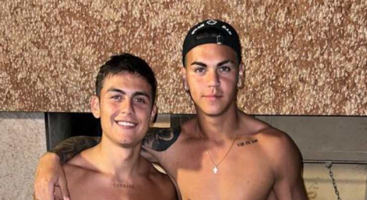 Paulo Dybala e Enzo Barrenechea