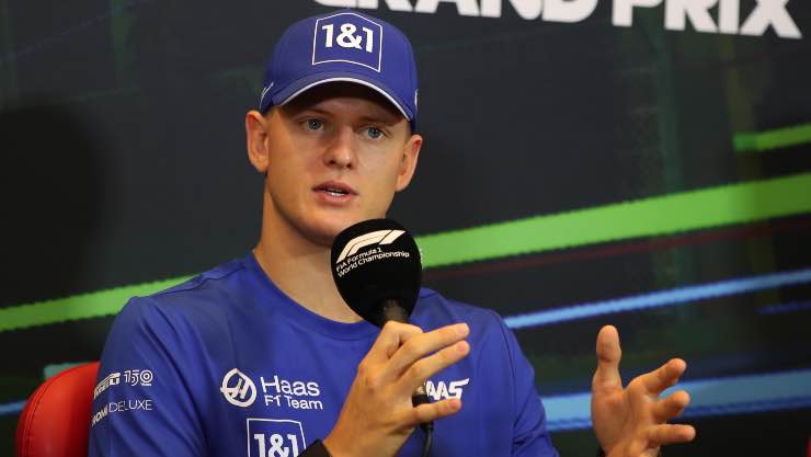 addio mick schumacher 